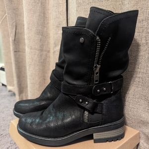 Black biker boots/combat